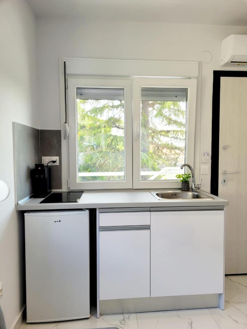 Astre&Jeanne Suites Sozopoli Habitación foto